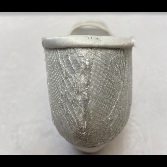 Peep Toe White Lace Wedges - Picture 7 of 9